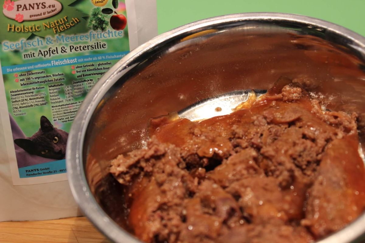 Fleischmenü aus Rind, Seelachs & Meeresfrüchten